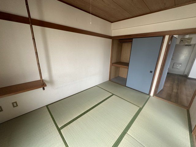 ベッドルーム