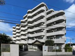 リズ生田の外観画像