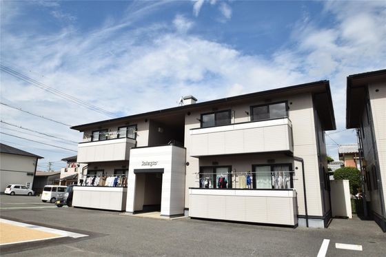 ファミール宮川E棟の外観画像