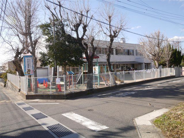 すみれ保育所(490m)