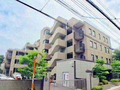 エーデルブルクの外観画像