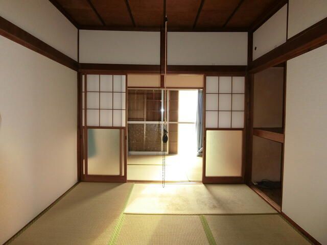 ベッドルーム