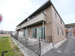 グランチェスタ鴨生田IIIの外観画像
