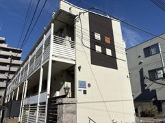レオネクストカーサレフィナードの外観画像
