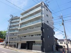LUST YANAIMACHI 1の外観画像