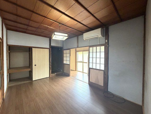 洋室