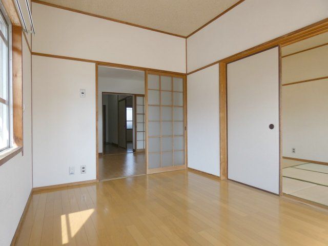 ベッドルーム