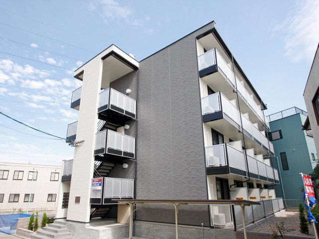レオパレス道明町の外観画像