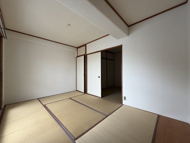 ベッドルーム