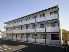 レオパレスA&K 津山の外観画像