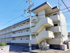 コーポヤマキ A棟の外観画像
