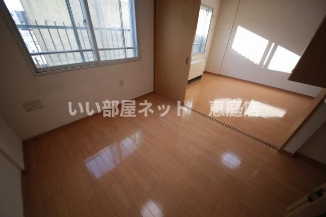 ベッドルーム