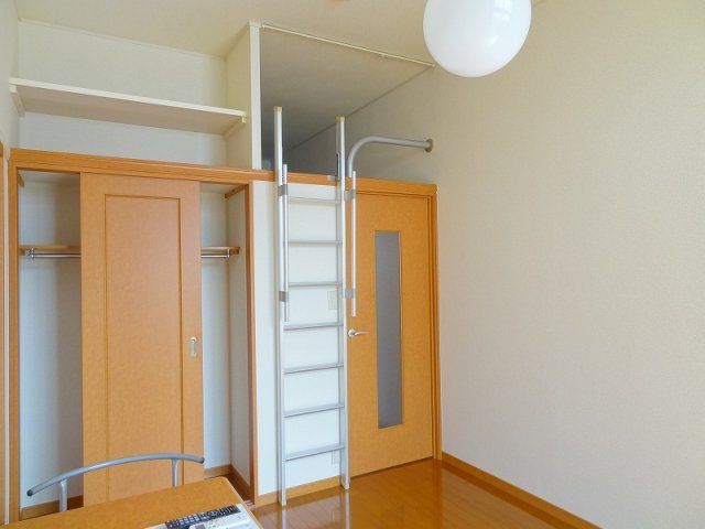 ベッドルーム