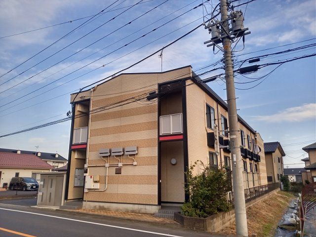 レオパレススティールの外観画像