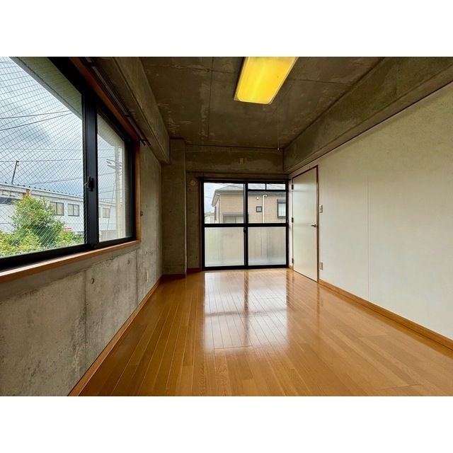 ベッドルーム