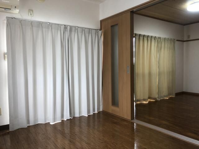 ベッドルーム