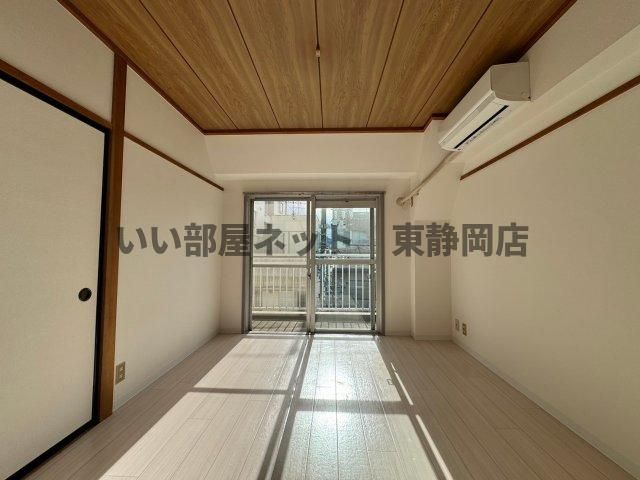 洋室