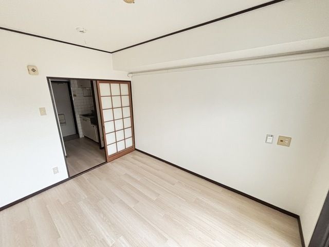 ベッドルーム