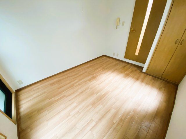 ベッドルーム