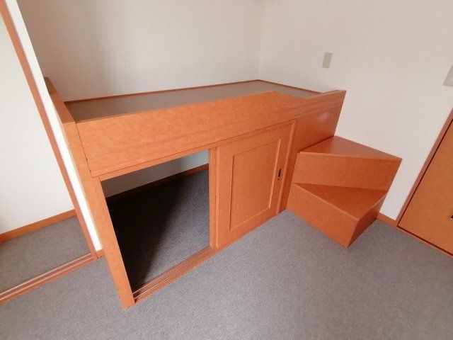 ベッドルーム