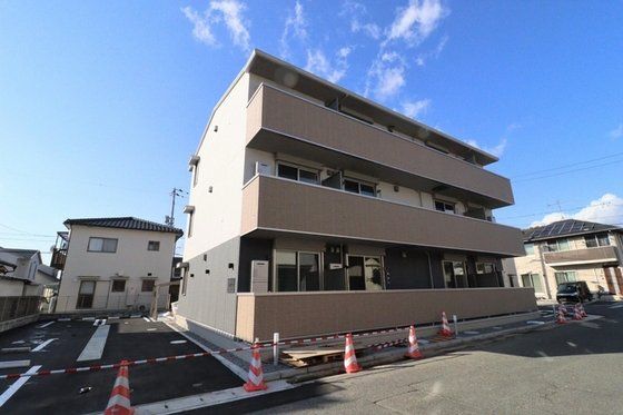 クレールD棟の外観画像