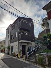 リッチヒルズの外観画像