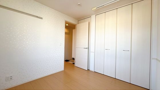 ベッドルーム