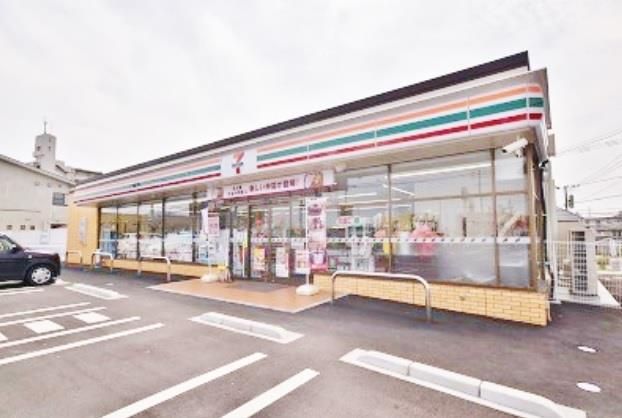 セブンイレブン八幡大浦1丁目店(500m)