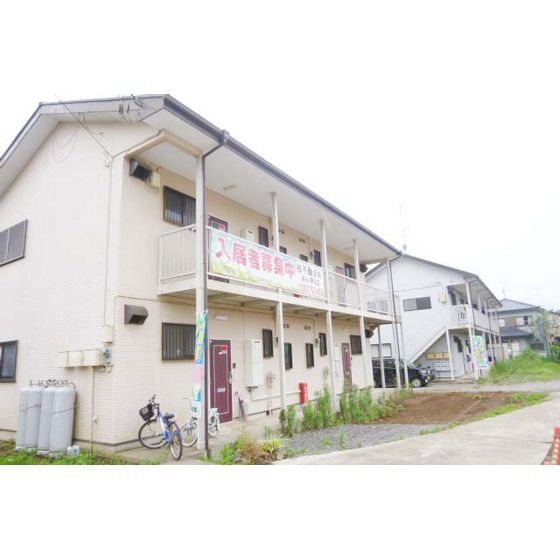 メゾン伊奈東Bの外観画像