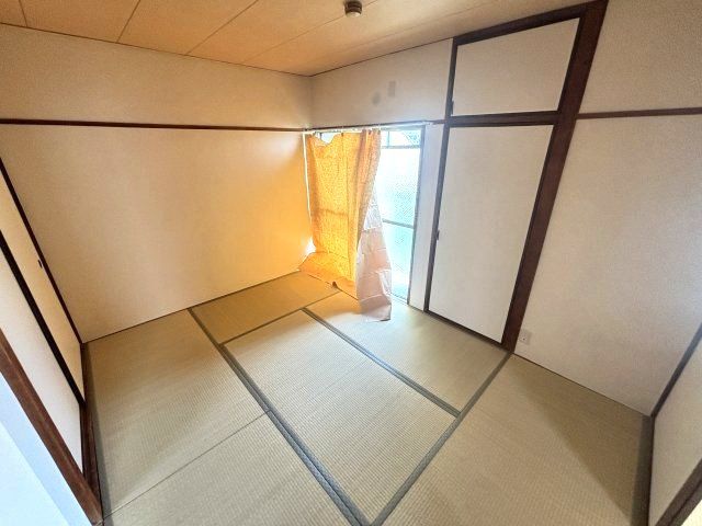 ベッドルーム