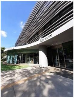 板橋区立中央図書館、平和公園まで168m