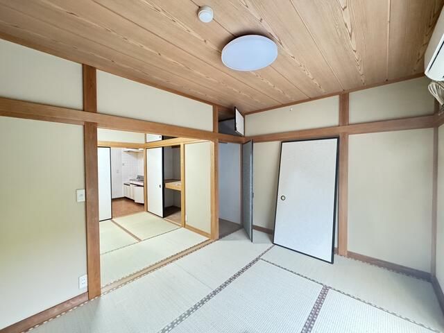 ベッドルーム