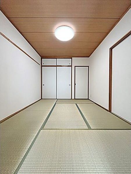 ベッドルーム