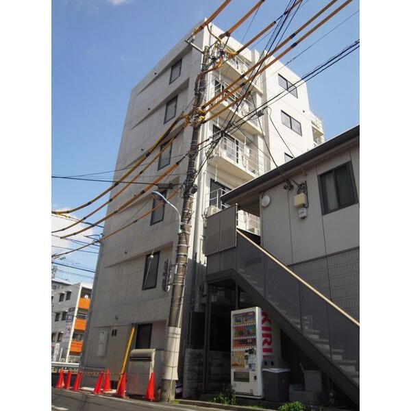 クローバー六番館の外観画像