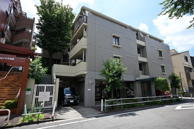 ハイネス小竹向原の外観画像