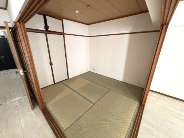 ベッドルーム