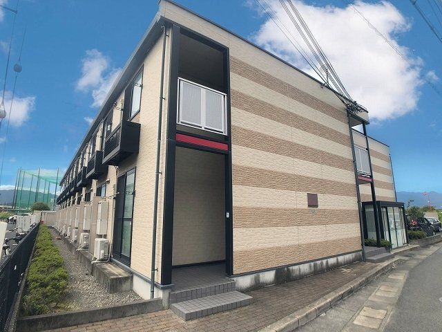 レオパレスクライフの外観画像