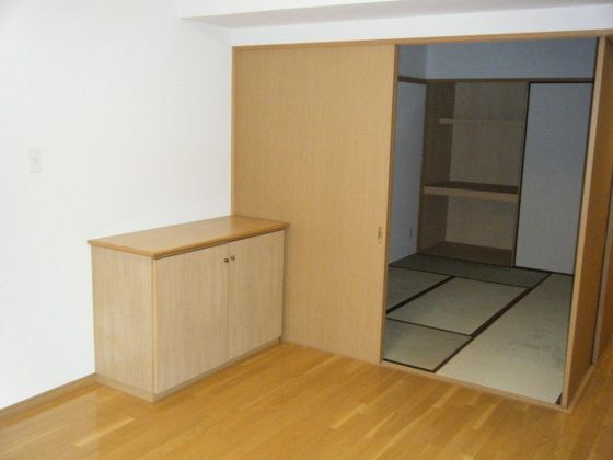 ベッドルーム