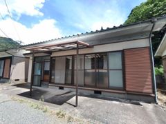 山下貸家の外観画像