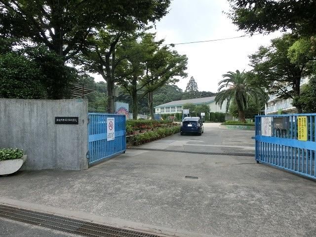 北九州市立到津小学校(1000m)