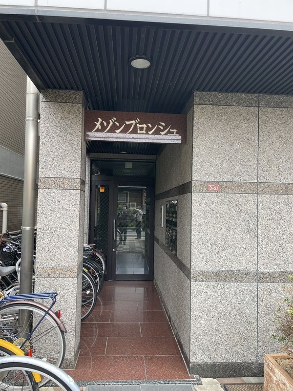 ロビー
