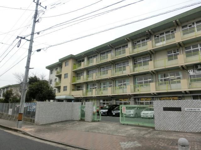 千代小学校(450m)