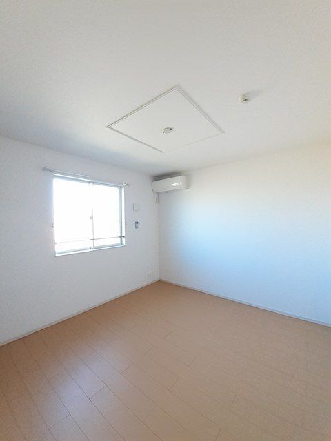 ベッドルーム