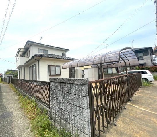 万能倉タカノ貸家の外観画像