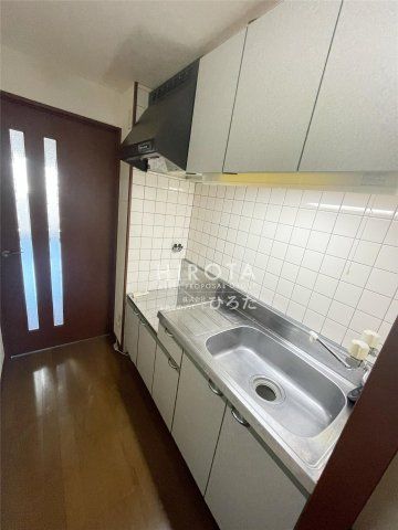 ビデレコ/浅川店 (123m)