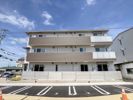 D-room和白東館の外観