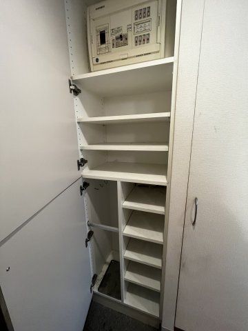 収納