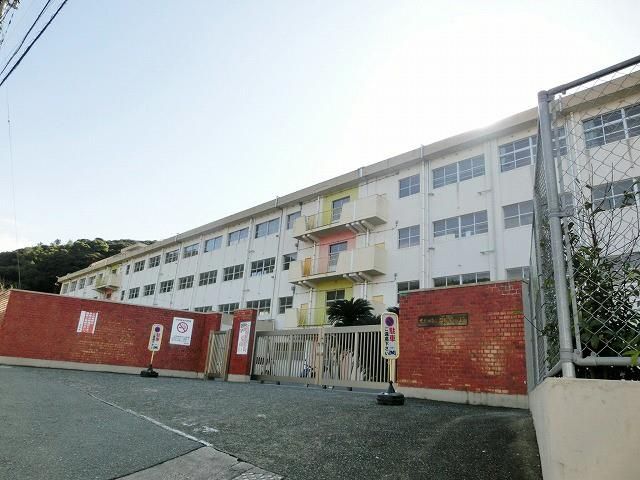 二島小学校(770m)