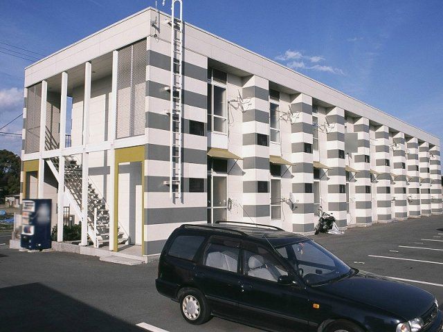 レオパレスルニIの外観画像
