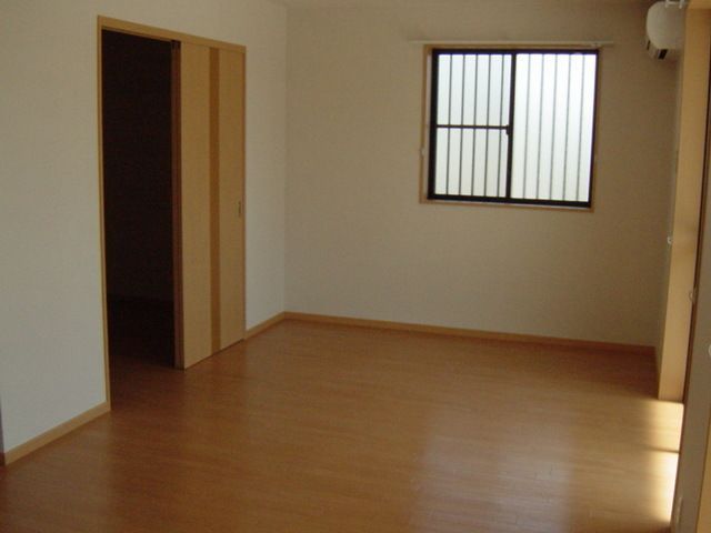 ベッドルーム